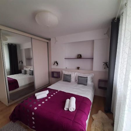 Chic Apartament Deva Exterior foto
